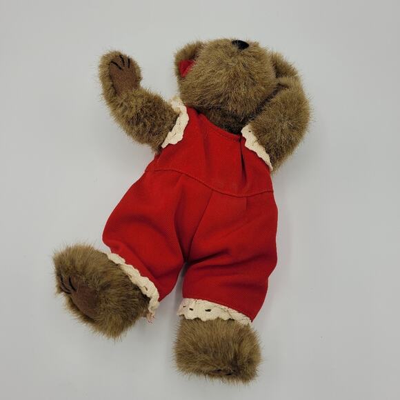 Vintage 1999 Boyd's Alexandra Collection Bear Red Overalls Hair Bow Eyelet Trim - Picture 3 of 8